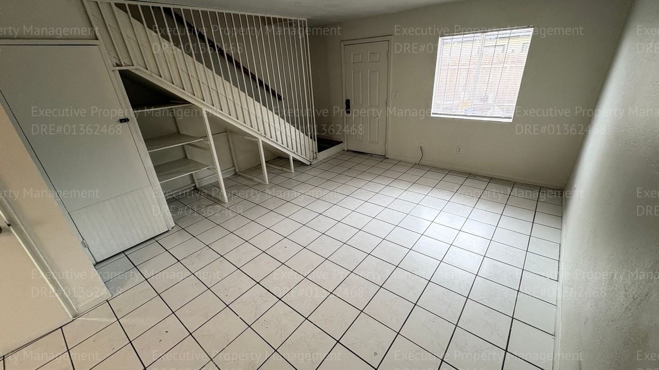 237 Dr Martin Luther King Jr Blvd - Photo 5 of 24