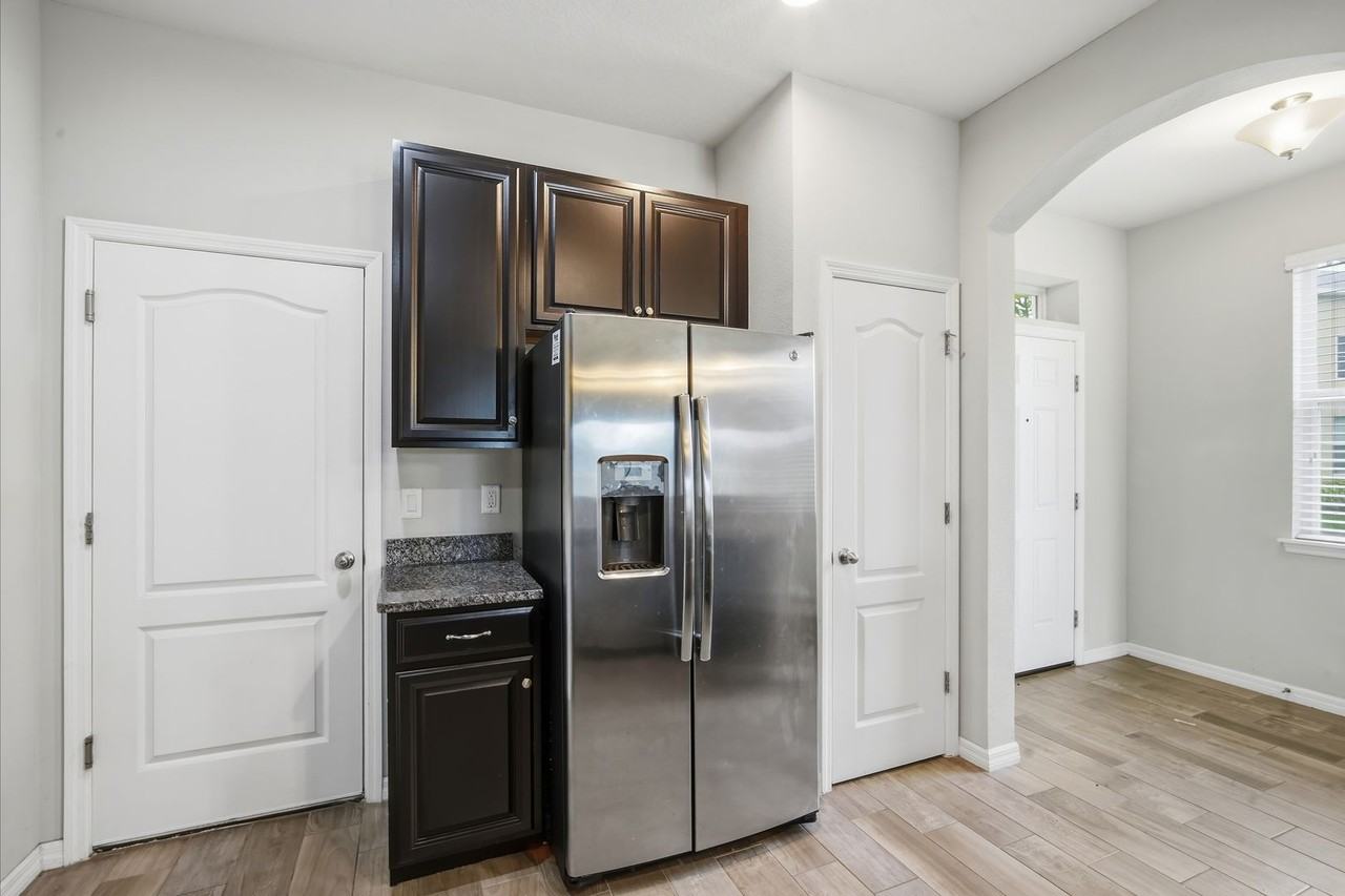 2224 Lennox Dale Ln - Photo 7 of 29