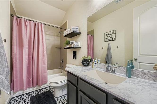 5709 Broad Bay Ln - Photo 6 of 11