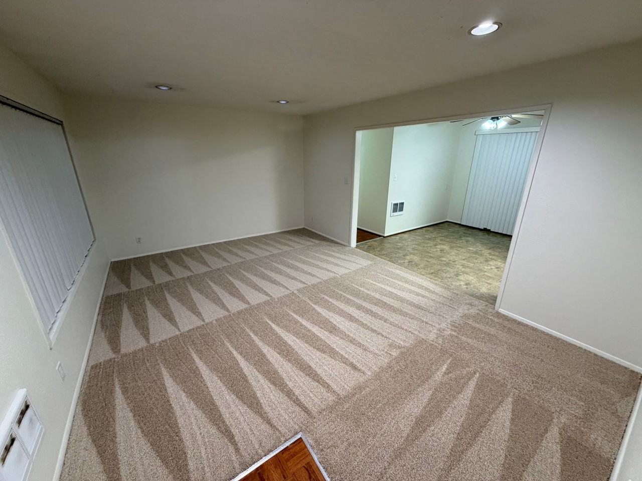 1040 Larkspur Ln Nw - Photo 2 of 32