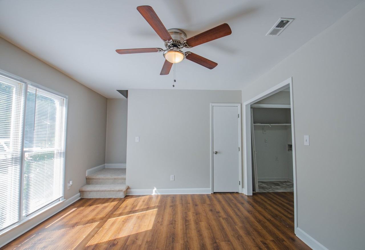 239 Bridgefield Pl #1 - Photo 2 of 10