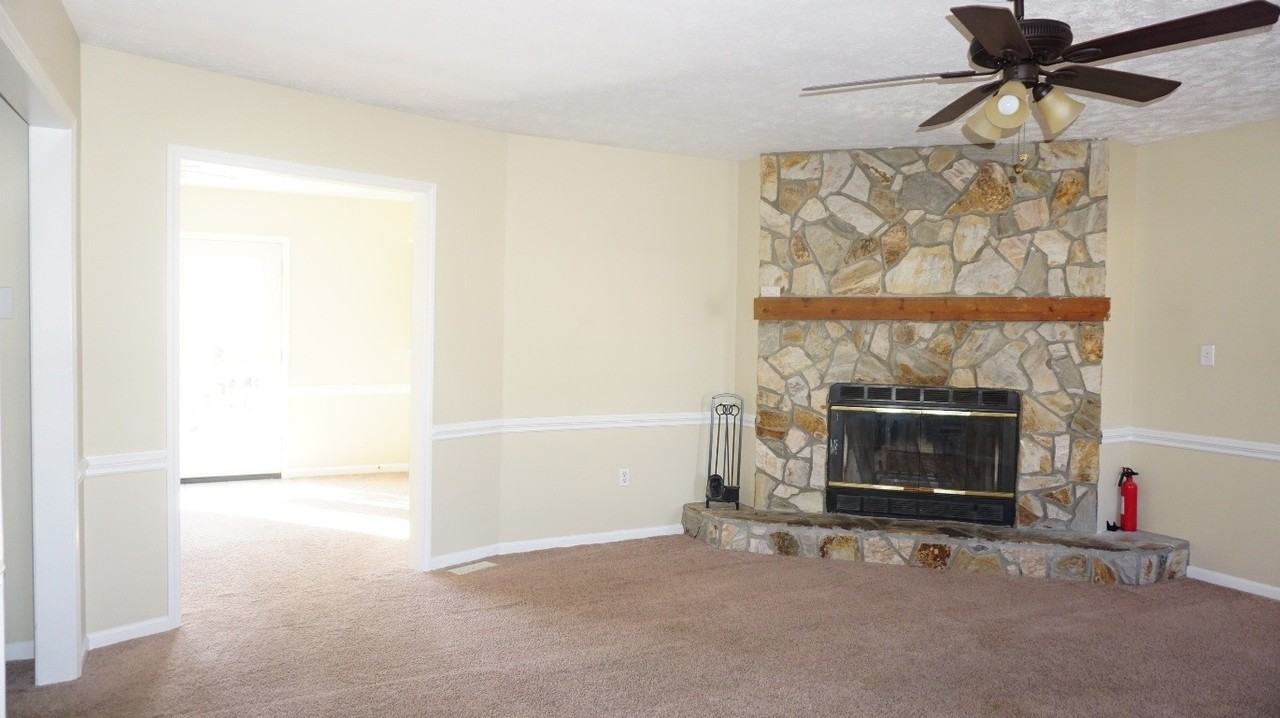6887 Big Wood Rd - Photo 2 of 30