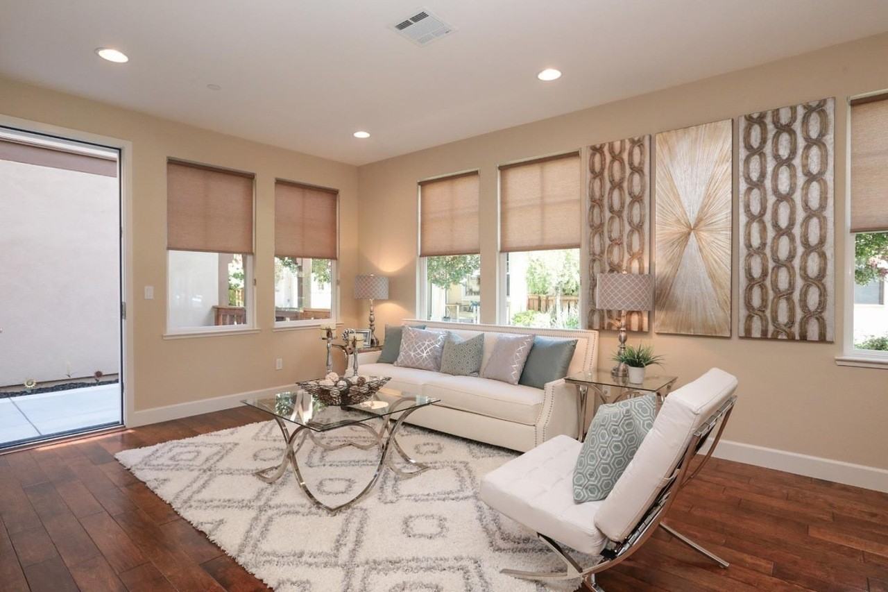 128 Avellino Way - Photo 3 of 18