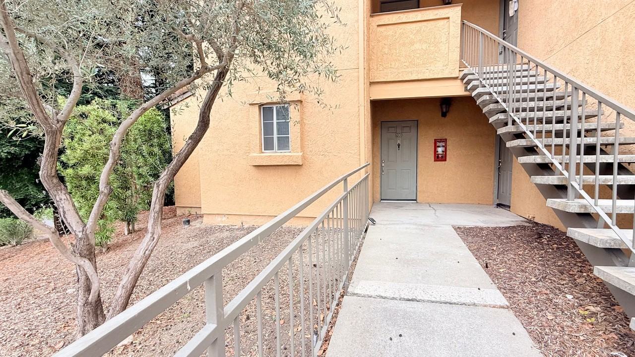 705 Watson Canyon Ct #100 - Photo 3 of 36