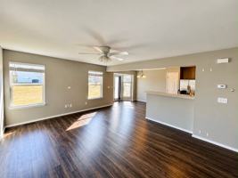 featured image of 8 W Homefield Point Ct