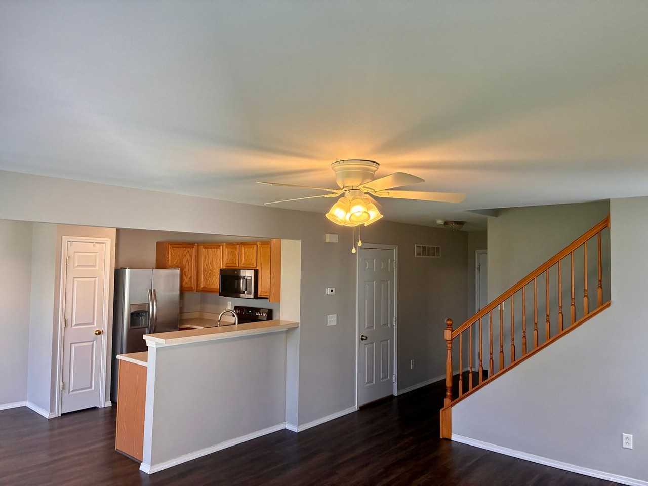 8 W Homefield Point Ct - Photo 3 of 22