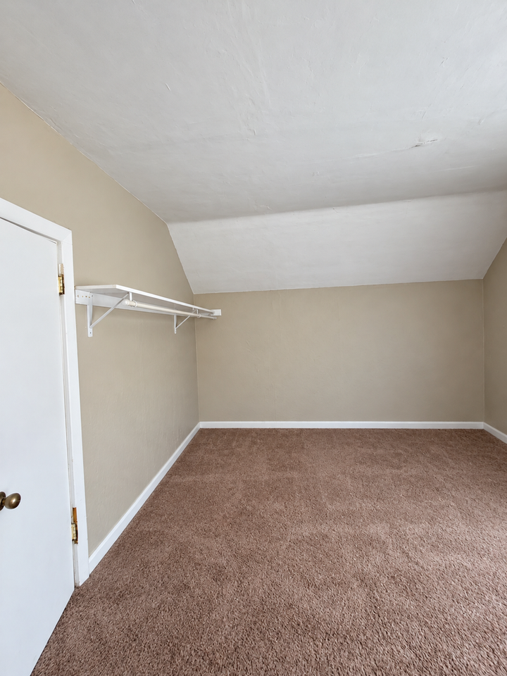 2636 N Booth St - Photo 6 of 9