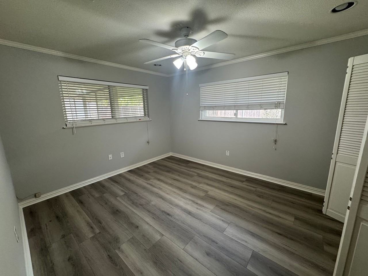 1936 La Porte Dr - Photo 2 of 7