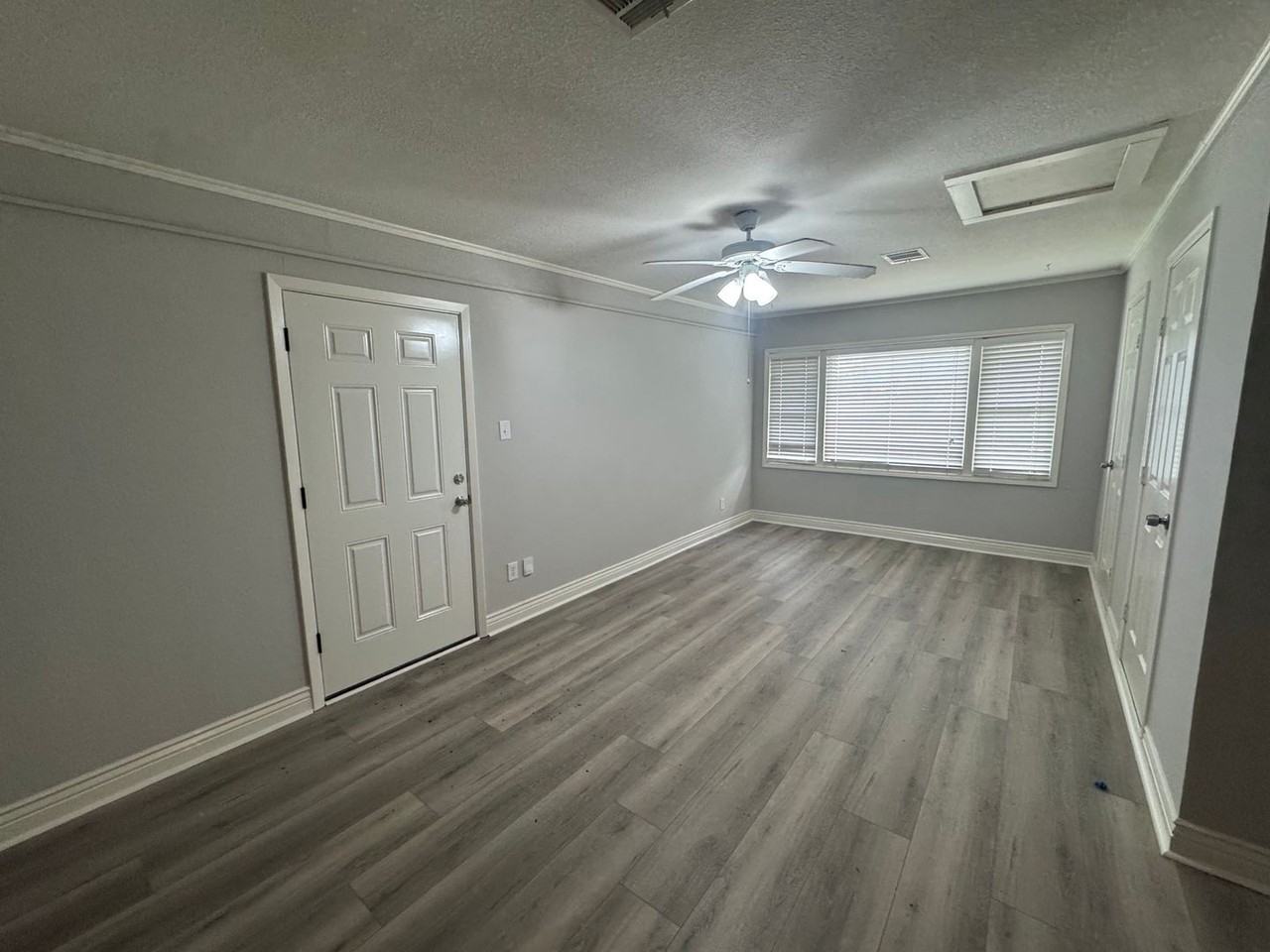 1936 La Porte Dr - Photo 7 of 7