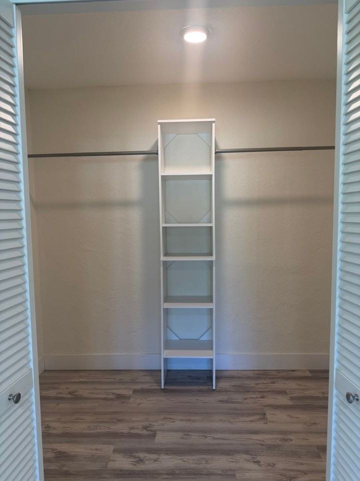 601 N Moore St - Photo 6 of 21