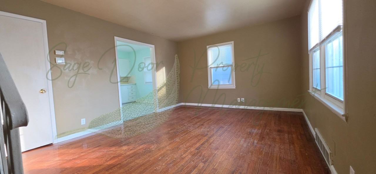 1129 N Cottage St - Photo 2 of 20