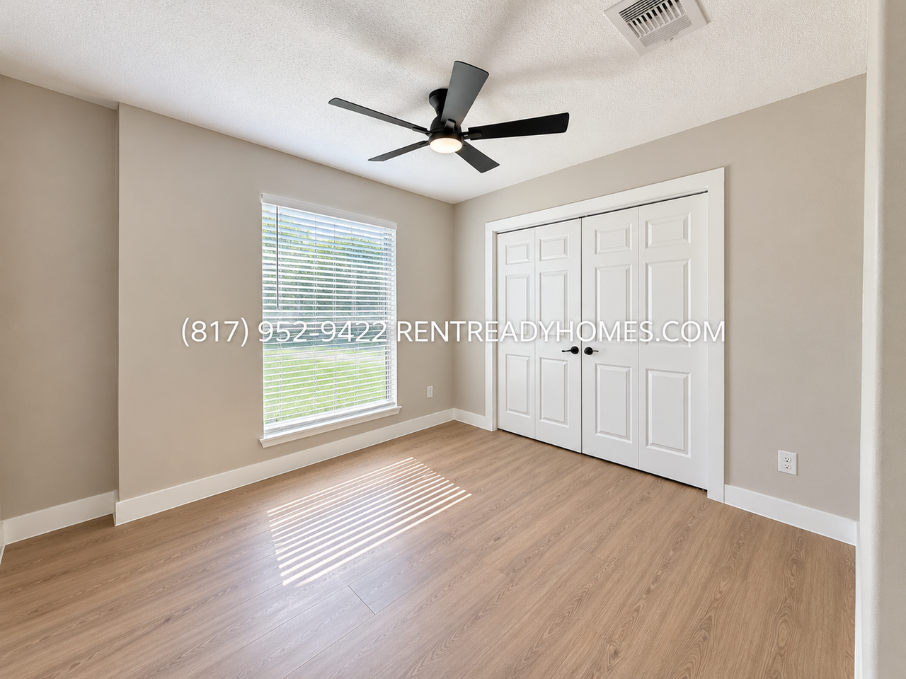 6215 Foxleigh Rd - Photo 5 of 10