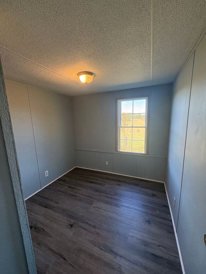 383 Maranatha Rd - Photo 6 of 9