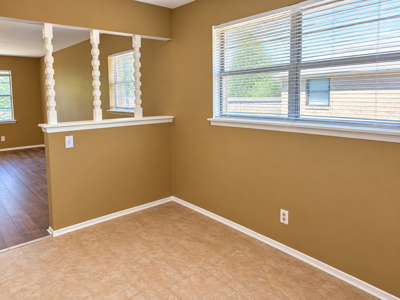 3549 S Lynn St - Photo 4 of 21