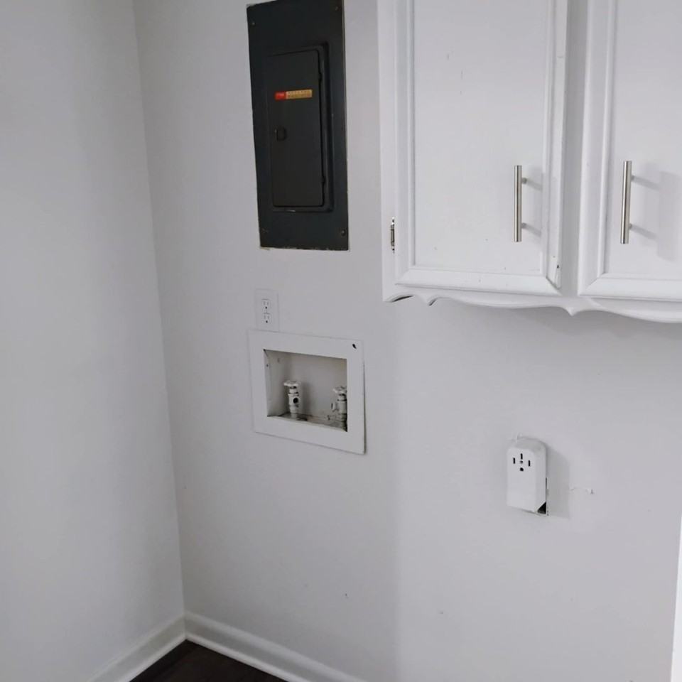 1512 S Saint Francis St - Photo 3 of 12