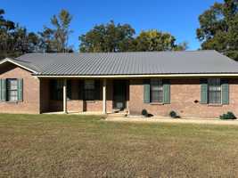 featured image of 128 Una Dr