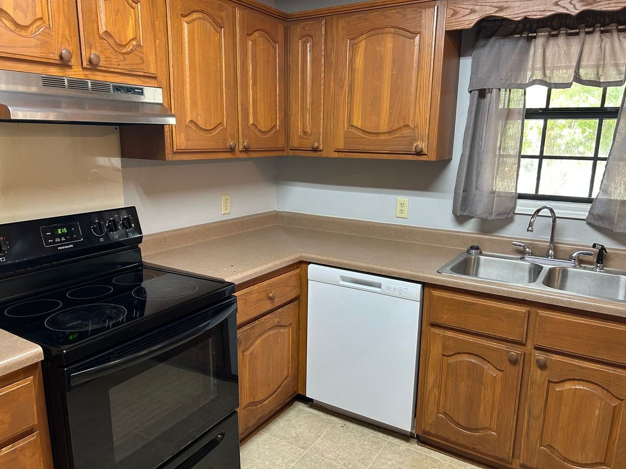 128 Una Dr - Photo 5 of 21