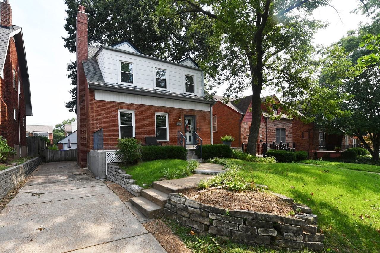 7473 Cornell Ave - Photo 5 of 46