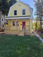 featured image of 76 Oliver St