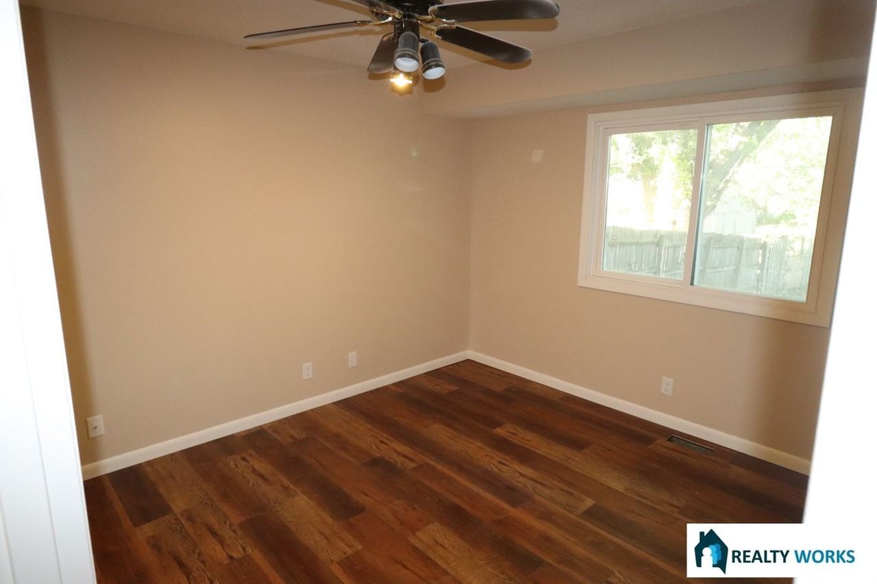 5742 Otoe St - Photo 4 of 4