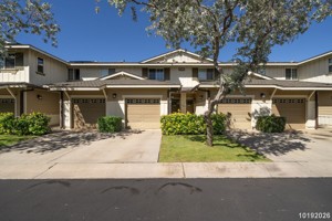 featured image of 92-1516 Aliinui Dr #1704