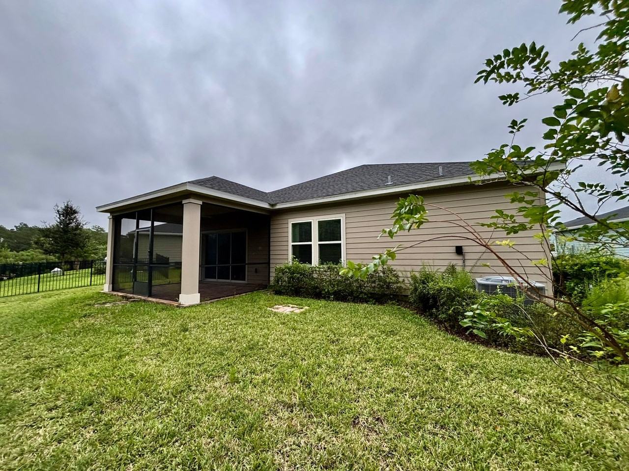 2947 Crossfield Dr - Photo 5 of 29