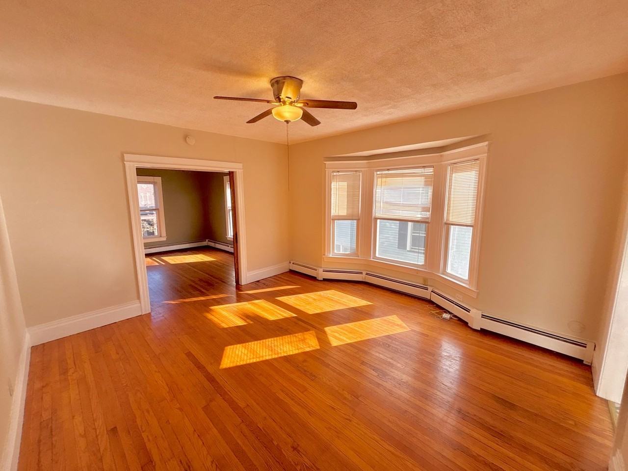 1107 1107 - 1109 Monroe ave - Photo 5 of 18