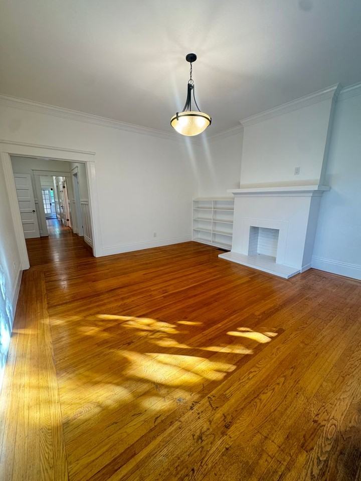 164 Parnassus Ave - Photo 4 of 21