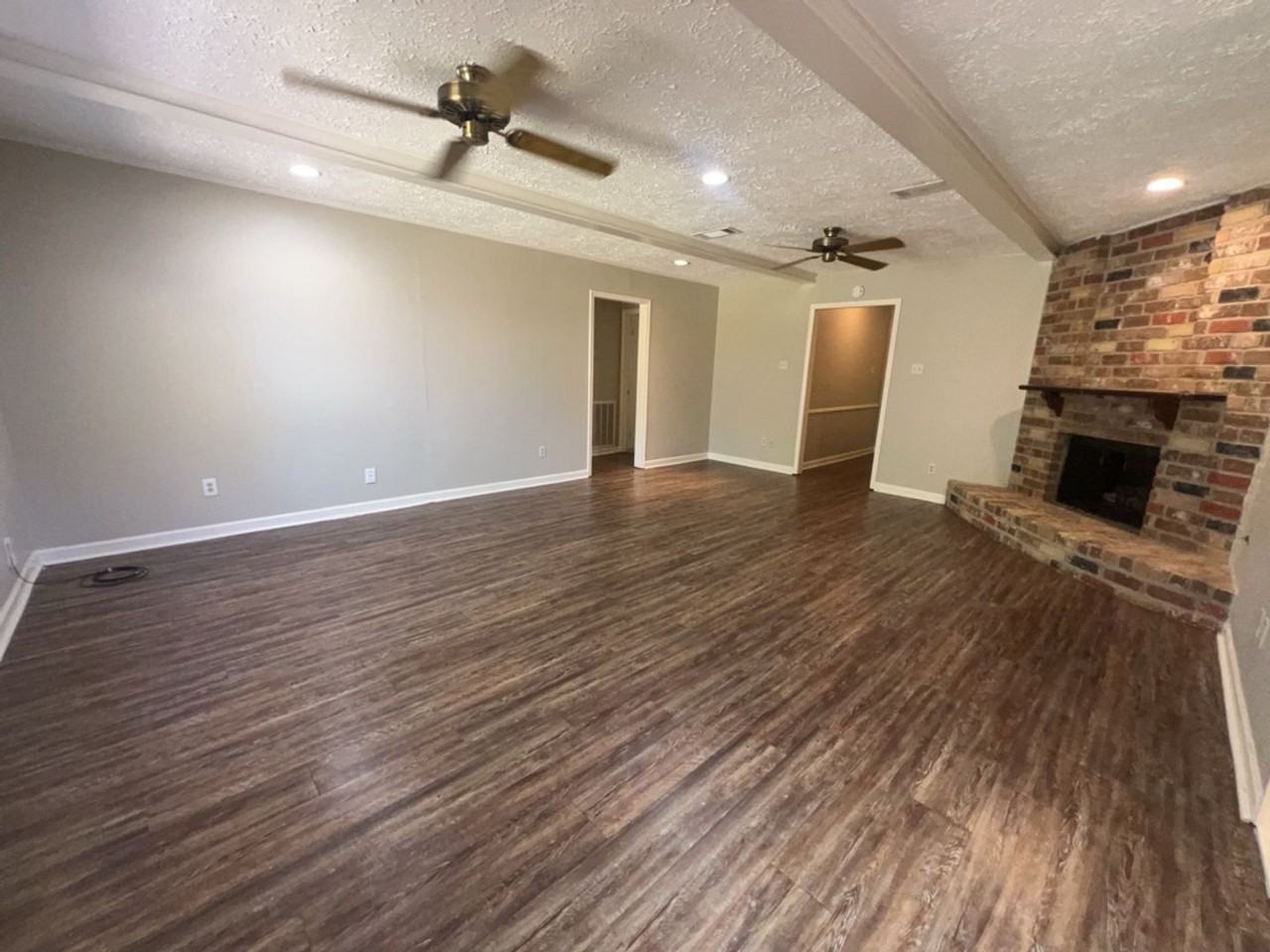 3107 Jenny Dr - Photo 2 of 24