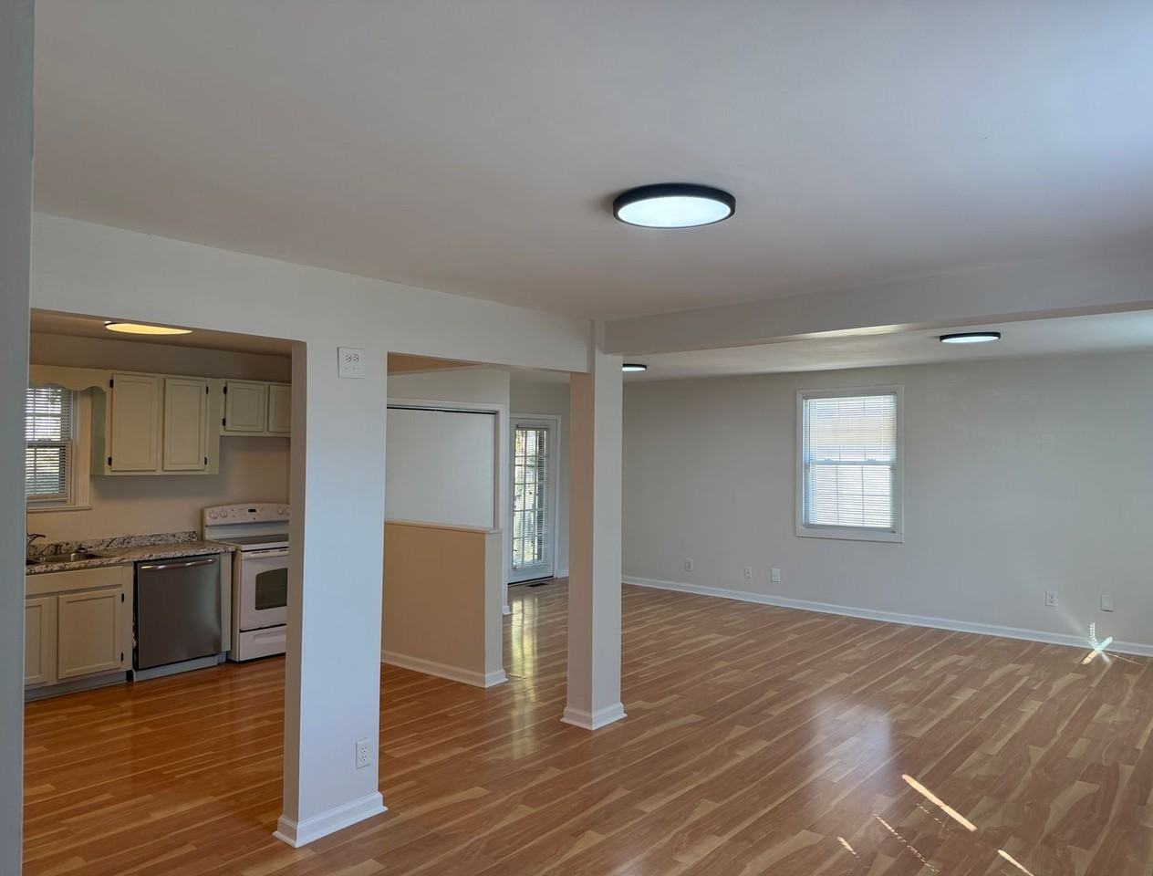 62 Lutie St - Photo 2 of 16