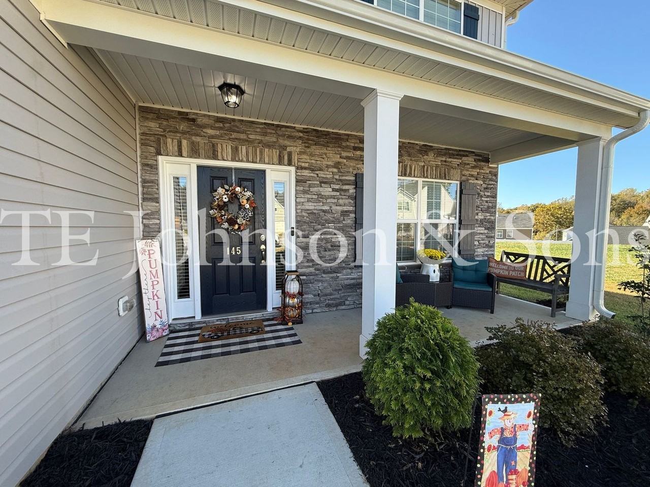 145 Breaking Dawn Rd - Photo 2 of 50