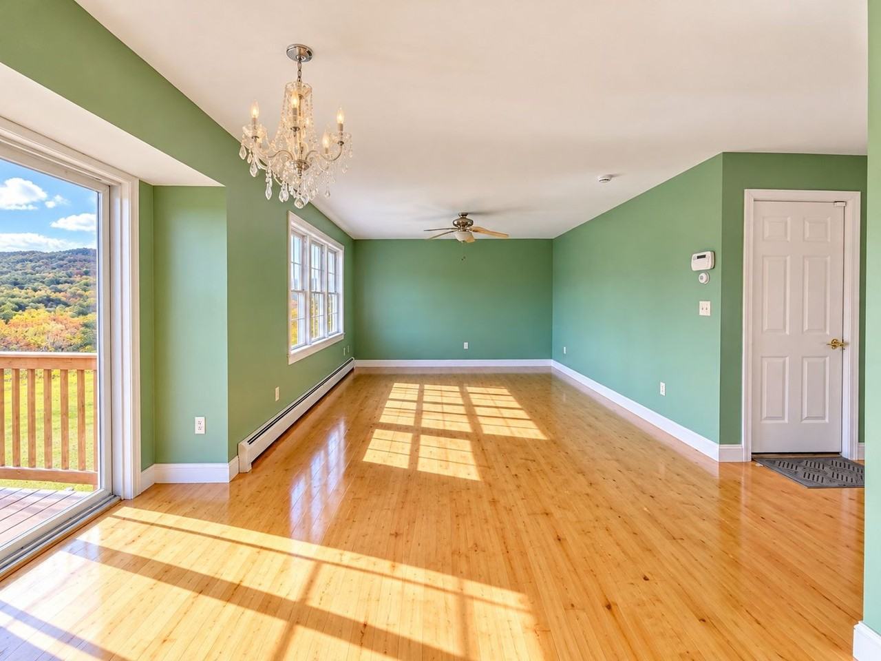 93 Winterbell Dr - Photo 5 of 32