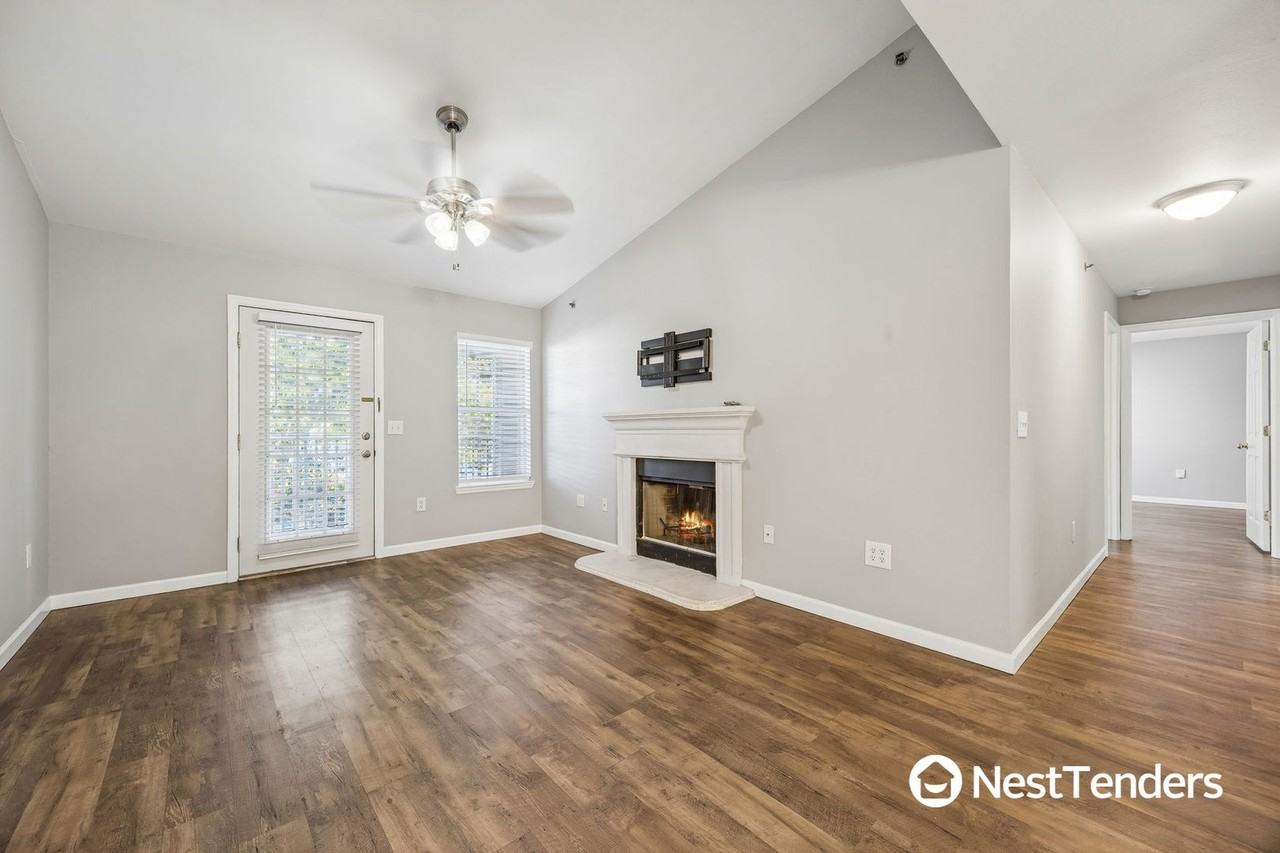 23615 Bahama Pt - Photo 4 of 42