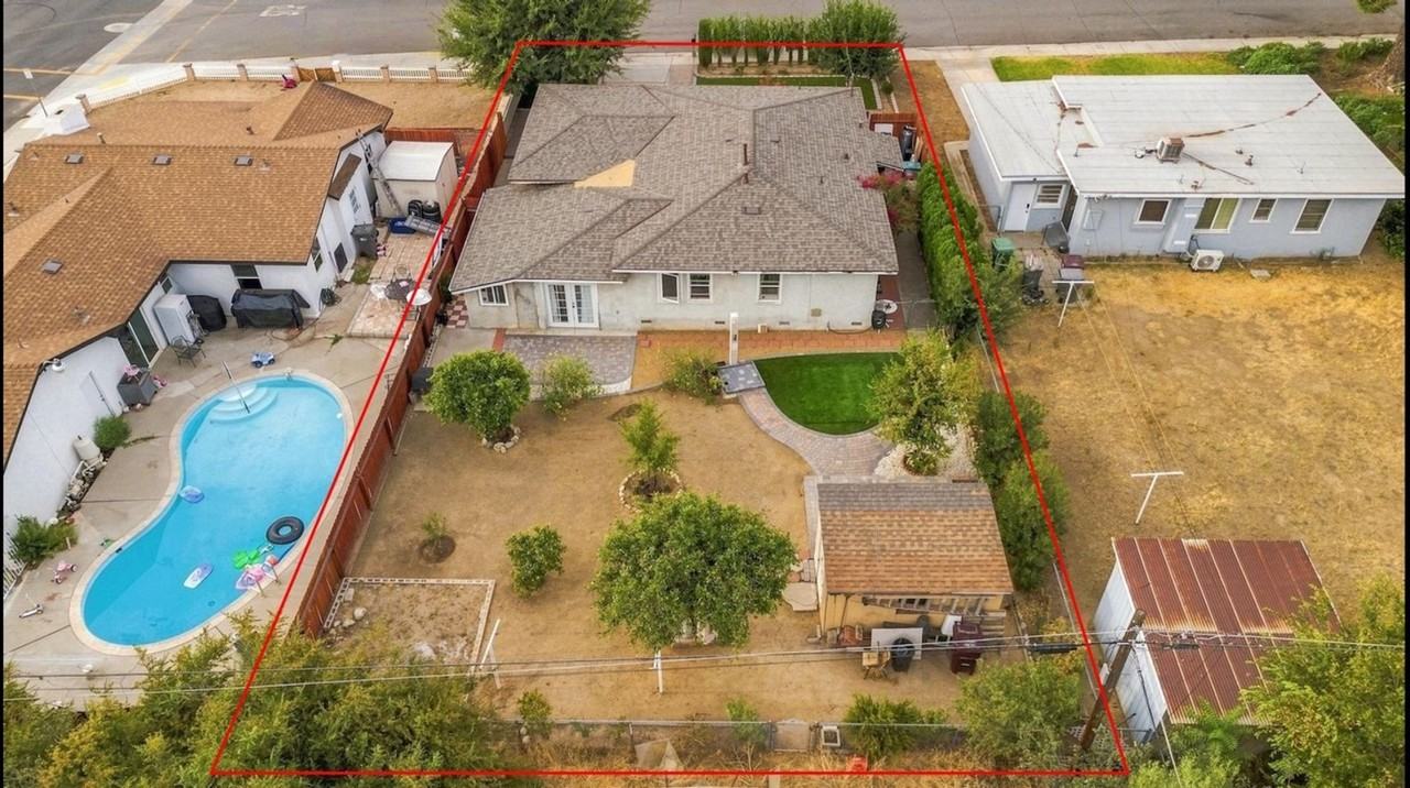 831 W George St - Photo 5 of 11