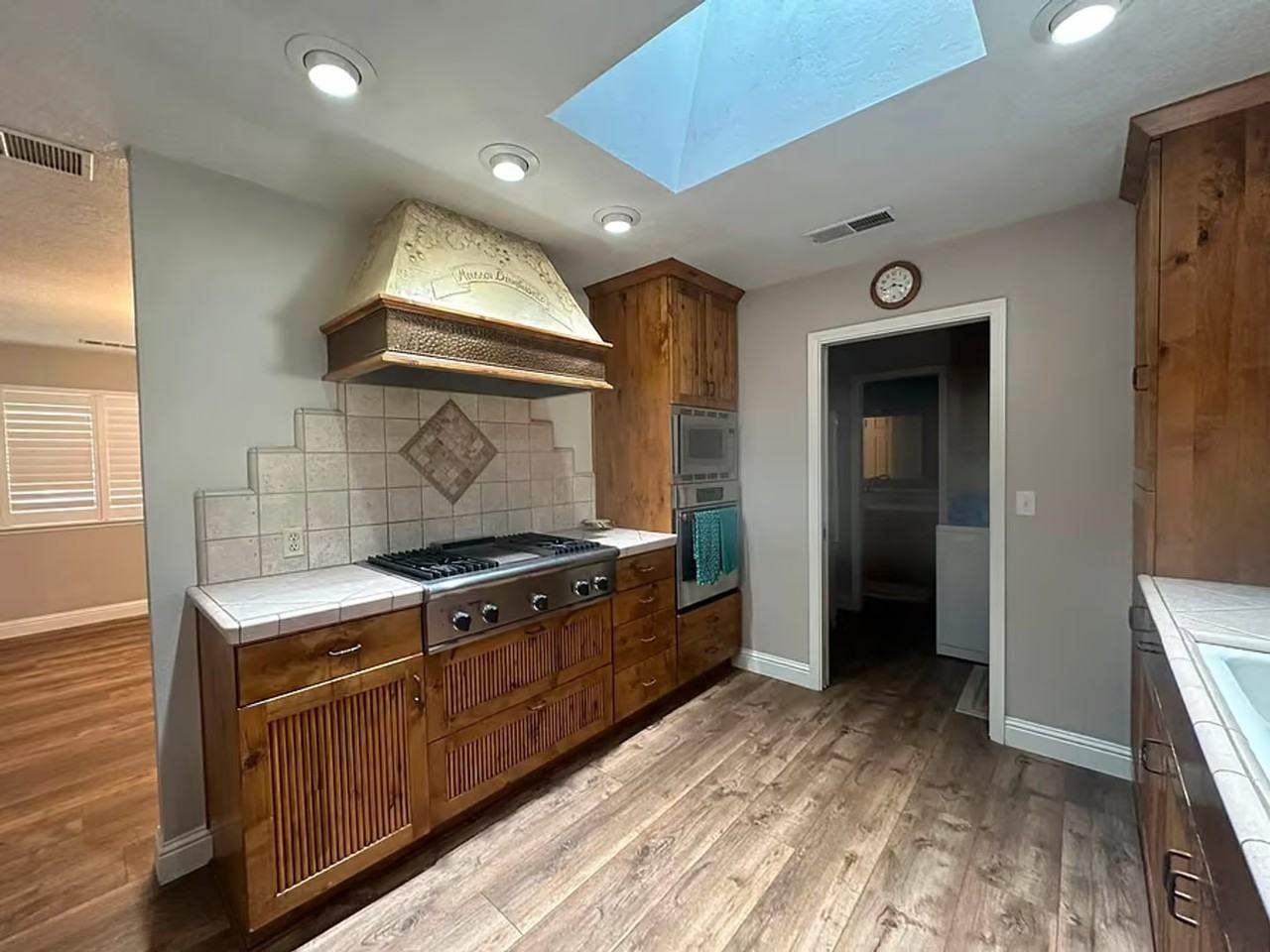10560 Denver Ave - Photo 7 of 31