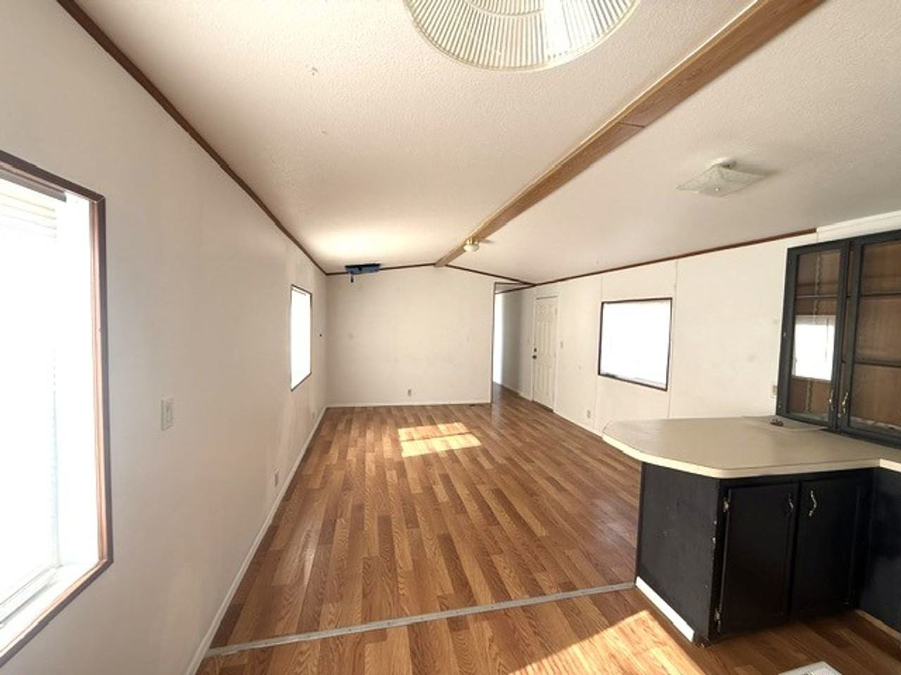 10954 Woods Ct - Photo 5 of 15