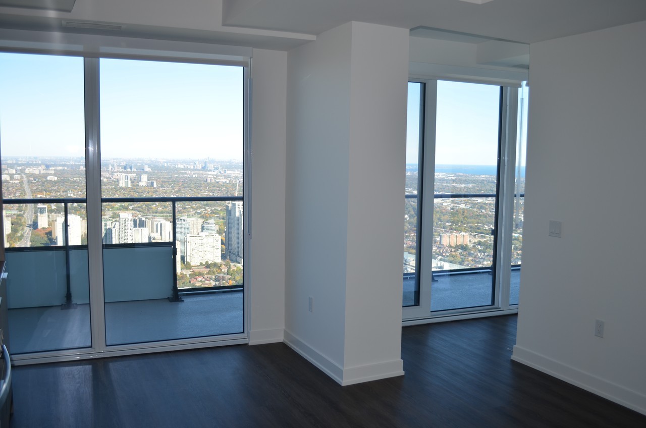 448 Burnhamthorpe Road West #7408 - Photo 3 of 9