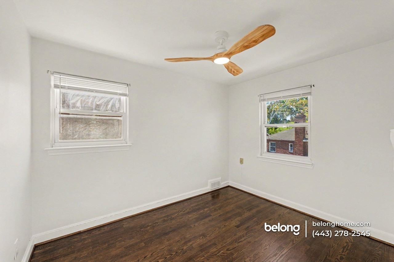 3105 Lyndale Pl Se - Photo 7 of 16