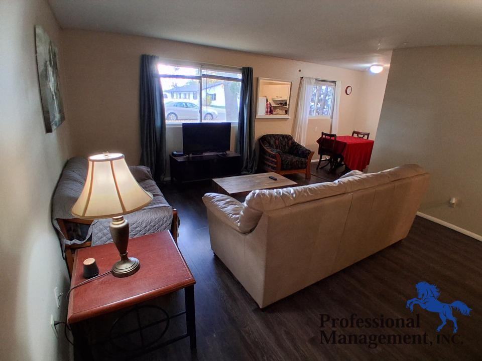 821 Avenue C - Photo 3 of 9
