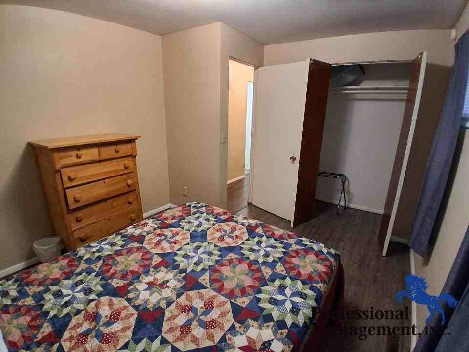 821 Avenue C - Photo 6 of 9