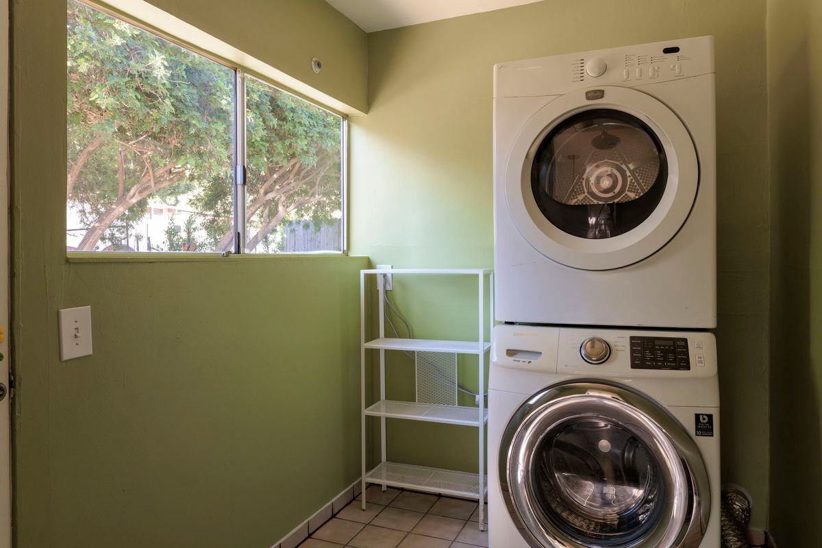 9900 Sunland Blvd - Photo 3 of 21