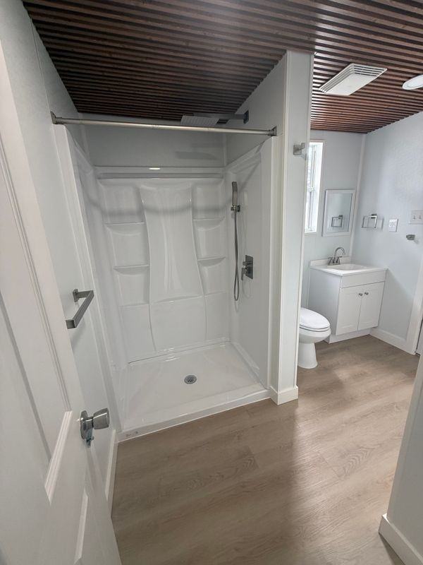 8306 Kirkwood Dr - Photo 5 of 30