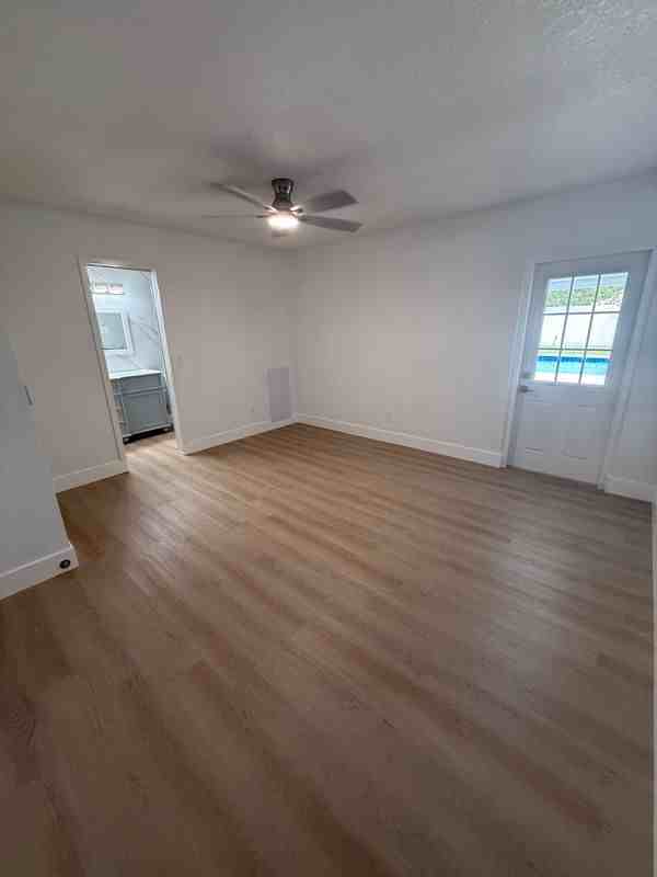 8306 Kirkwood Dr - Photo 6 of 30