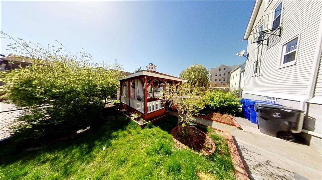 224 Washington St ##2 - Photo 2 of 23