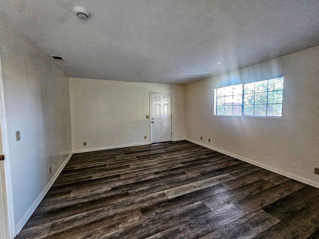 1348 Cheyenne Ln - Photo 6 of 16