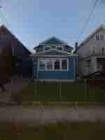 featured image of 194 Jewett Ave
