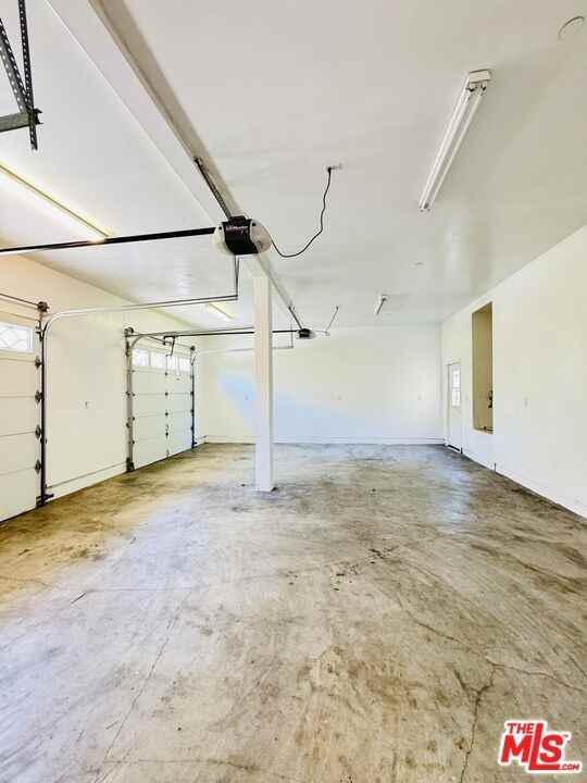 7347 Dinwiddie St - Photo 4 of 50