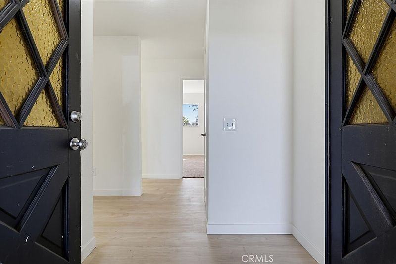 9187 Cypress Ave - Photo 2 of 28