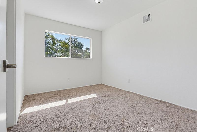 9187 Cypress Ave - Photo 4 of 28
