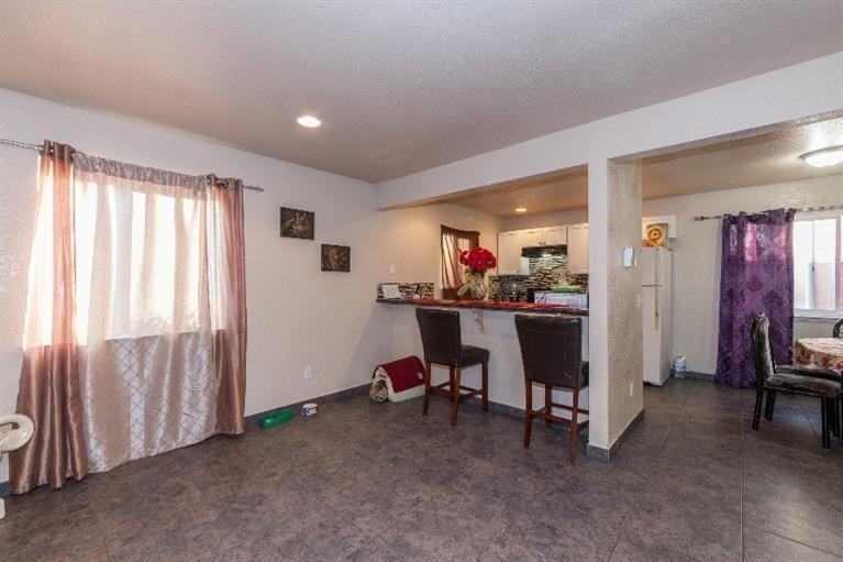 758 S Adler Ave #201 - Photo 2 of 19